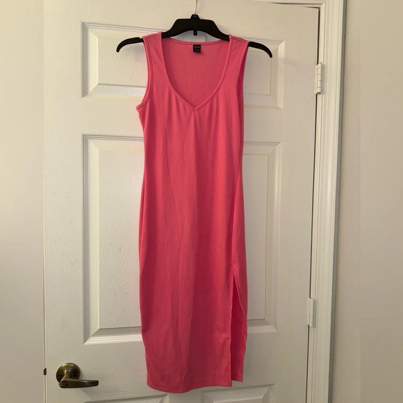 SHEIN Dresses & Skirts - Pink Ribbed SHEIN Dress!
